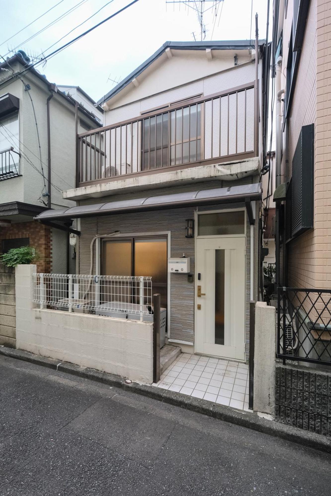 Modern Nakano Tokyo Exterior photo
